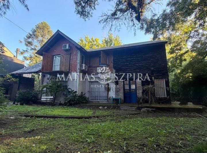 Casa · 150m² · 5 Ambientes · 2 Cocheras