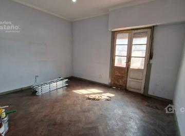 PH · 68m² · 3 Ambientes · PH 3 Amb. Al Contrafrente Para Refaccionar, 2 Patios Terrazas