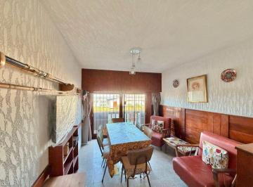 Departamento de 2 ambientes, Villa Gesell · Departamento en Venta Frente Al Mar | 2 Ambientes con Balcón Villa Gesell