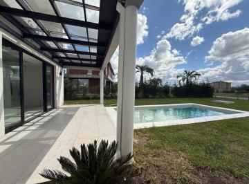 Casa · 299m² · 4 Ambientes · 6 Cocheras · Casa en Venta 4 Amb a Estrenar Greenville Polo & Resort.