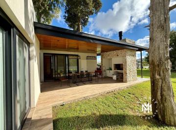Casa · 180m² · 4 Ambientes · 2 Cocheras · Casa Alquiler 4 Amb Amueblada en Greenville Polo Resort.