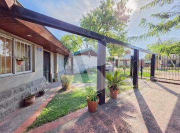Casa · 136m² · 4 Ambientes · 2 Cocheras · Quinta en Venta Paso del Rey - Moreno