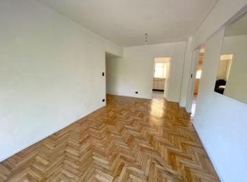 Departamento de 3 ambientes, Belgrano · Venta de Departamento de 3 Ambientes con Patio y Balcón en Belgrano "R"