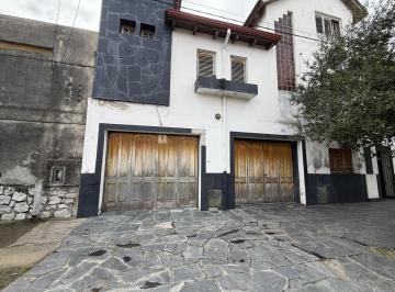 Depósito · 480m² · Oportunidad Amplio Galpon en Alquiler! B° Las Flores Zona Sur