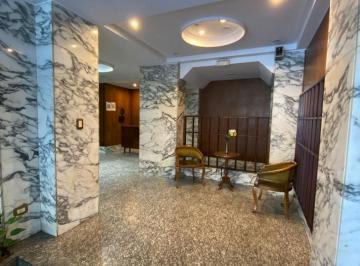 Departamento · 240m² · 5 Ambientes · Venta de Departamento 5 Ambientes en Pompeya