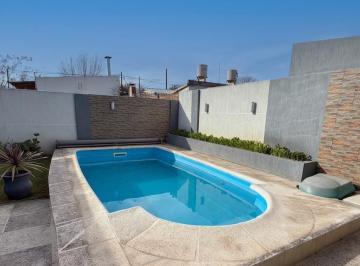 Casa · 120m² · 5 Ambientes · Excelente Propiedad Bº Polo - Apta Crédito