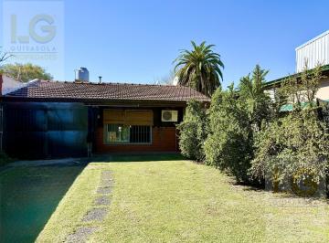 Casa · 63m² · 4 Ambientes · 2 Cocheras · Casa en Venta Berazategui