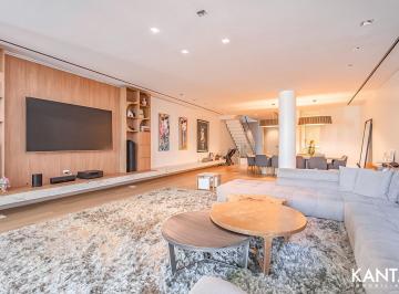 Casa · 612m² · 4 Ambientes · Casa en Juez Tedín Al 2700