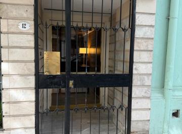 Departamento de 4 ambientes, Caballito · Departamento Muy Luminoso en Venta