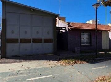 Casa de 3 ambientes, Tunuyán · Casa en Venta C/ Cochera en Tunuyán