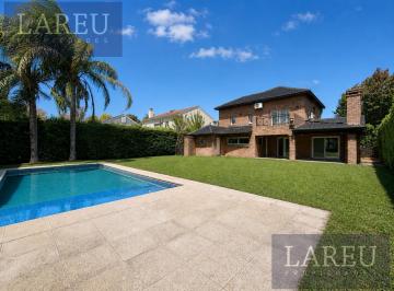 Casa · 209m² · 6 Ambientes · 3 Cocheras · Casa en Venta en Exclusiva - en La Delfina, Pilar