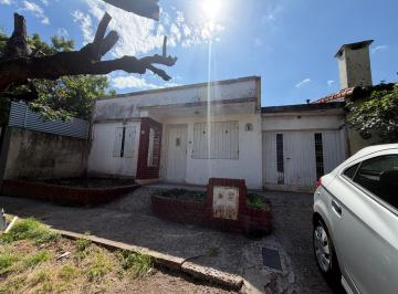 Casa · 110m² · 4 Ambientes · 2 Cocheras · Casa 4 Ambientes en Venta en Muñiz, Totalmente Reciclada