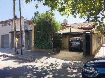 PH de 4 ambientes, Morón · Venta PH 4 Ambientes con Entrada Independiente, Garage y Patio con Parrilla – Villa Sarmiento