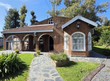 Casa · 124m² · 3 Ambientes · 2 Cocheras · Casa 3 Ambientes en Venta en Barrio Cerrado Cardenal del Monte | General Rodríguez – Apto Crédito
