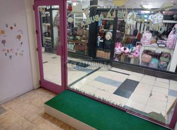 ATT-ATT-4537_2 · Local. | Noguera 55
