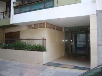 Departamento de 1 ambiente, Recoleta · Jean Jaures y Mansilla 1 Amb Pb Frente Cocina y Baño Completo