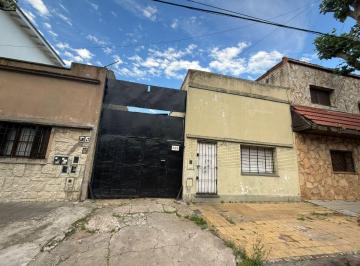 Bodega-Galpón , Avellaneda · Amplio Galpón en Piñeyro, Excelente Ubicación