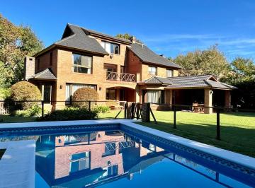 Casa de 7 ambientes, Pilar · Muy Linda y Sólida Casa en Venta en Ayres de Pilar