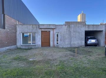 Casa · 77m² · 1 Ambiente · 1 Cochera · Loft a Terminar en Tierra de Sueños 3