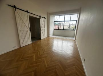 Departamento · 67m² · 3 Ambientes · Departamento 3 Ambientes Escritorio. Reciclado a Nuevo. Almagro