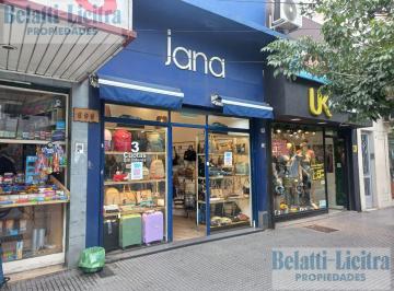 Local comercial · 17m² · Local en Via Publica con Entrepiso y Baño