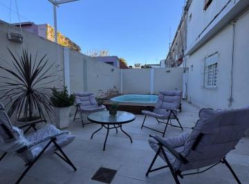 PH · 54m² · 2 Ambientes · 1 Cochera · PH en Villa Elvira