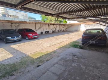 Garage en Venta   · Cochera/lote Para Construcción