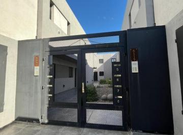 PH · 100m² · 6 Ambientes · 1 Cochera · Alquiler Dúplex de 2 Dorm.! Lomas del Chateau