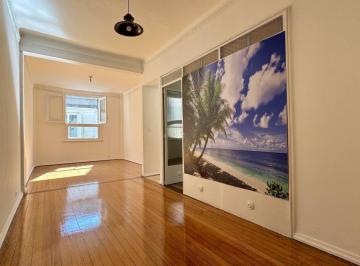 Departamento · 67m² · 3 Ambientes · Hermoso 3 Ambientes en Edificio de Epoca Muy Luminoso y Tranquilo en Retiro