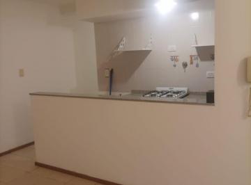 Departamento · 67m² · 4 Ambientes · Ovidio Lagos 143 - Departamento de Pasillo - Dos Dorm.