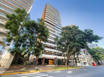 Departamento · 172m² · 6 Ambientes · 1 Cochera · Imponente Piso de Categoría en El Corazón de La Lucila: Vistas Panorámicas Al Río y La Mejor Ubicaci