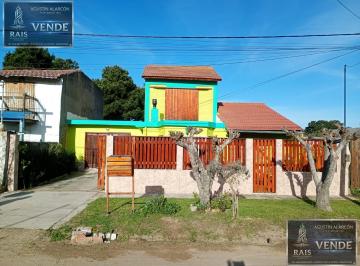 Casa · 500m² · 4 Ambientes · 1 Cochera · |hermoso Chalet| |4 Ambientes| |mas Depto|