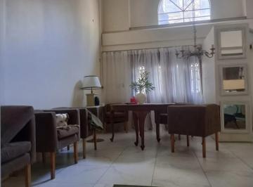 PH · 147m² · 4 Ambientes · PH en Venta - 3 Dorm. 3 Baños - Congreso