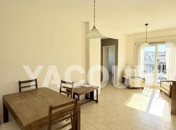 Departamento · 45m² · 3 Ambientes · Departamento en Alquiler, Amoblado Opcional - 2 Dorm., Cochera Descubierta, Sum - Tandil