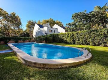Departamento · 110m² · 1 Ambiente · 2 Cocheras · Venta - Loft con Terraza Propia Cochera Doble y Amenities en Vicente López