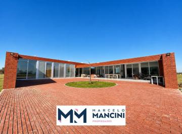 Casa · 387m² · 5 Ambientes · 2 Cocheras · Venta Casa en Estancia Villa Maria Sector Los Silos