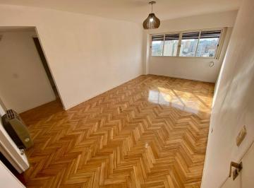 Departamento · 63m² · 3 Ambientes · Venta Depto. 3 Ambientes Más Dependencia Quilmes Centro