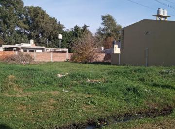 Terreno · 300m² · Venta de Lote de 300 m² en El Pato, Berazategui.