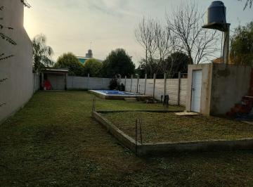 Terreno · 300m² · Venta Lote en Arturo Segui, El Peligro con Pileta