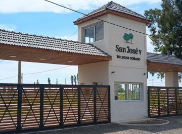 Terreno · 300m² · Venta Lote 300 m² en Barrio Cerrado San José V - La Plata