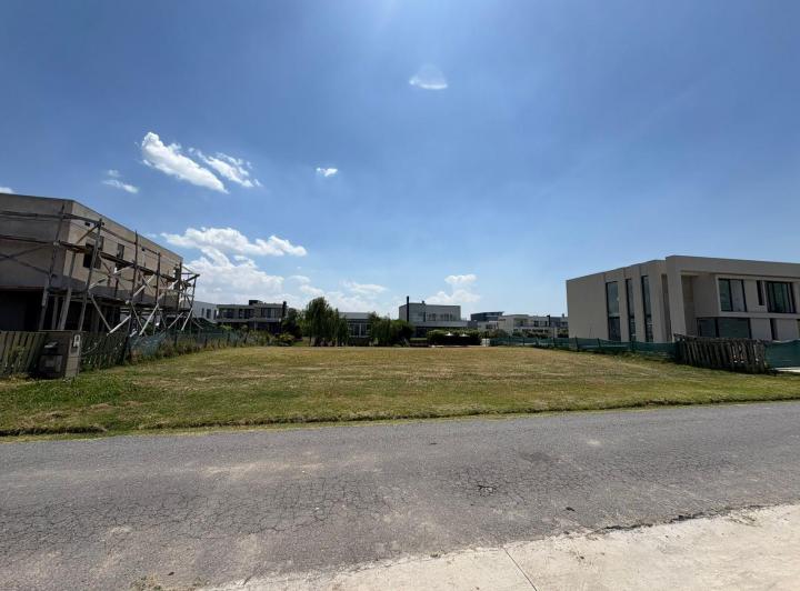 Terreno · 750m²