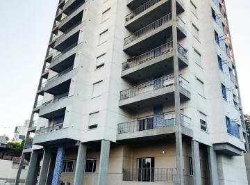 Departamento · 51m² · 1 Ambiente · 1 Cochera · Alquiler de Departamento Monoambiente con División - Apto Profesional
