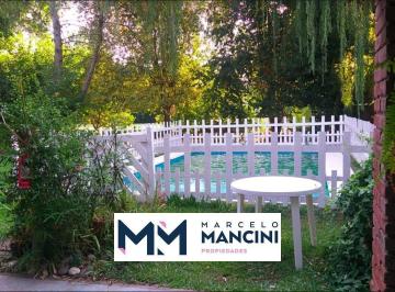 Casa · 840m² · 5 Ambientes · 3 Cocheras · Casa en Saint Thomas Sur