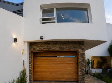 Imagen1 · Venta Casa 4 Ambientes con Pileta Climatizada Pompeya