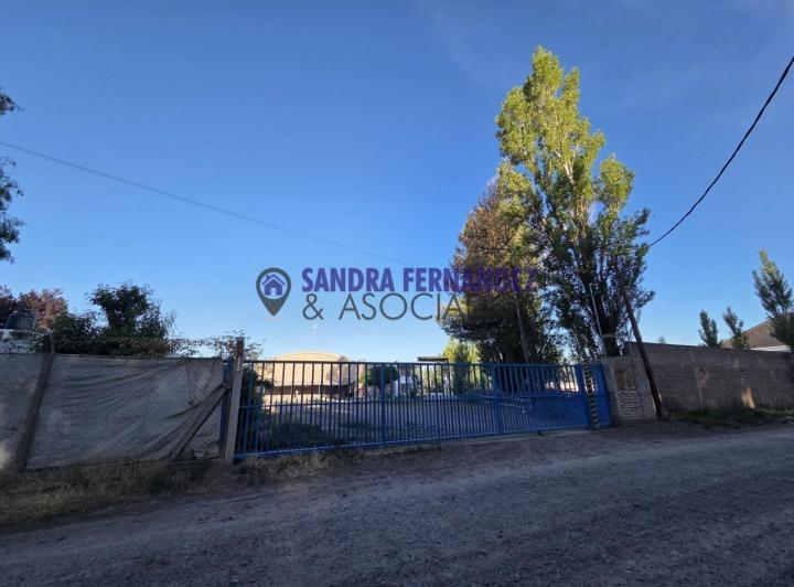 Bodega-Galpón · 900m² · 7 Ambientes