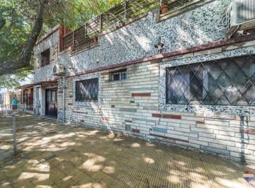 PH · 85m² · 4 Ambientes · 1 Cochera · Venta PH Refaccionado 4 Amb Cochera Quinch Terraza