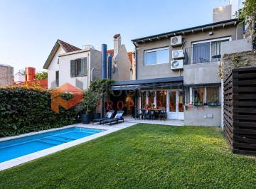 Casa · 192m² · 5 Ambientes · 2 Cocheras · Casa en Venta de 5 Amb en Vicente López
