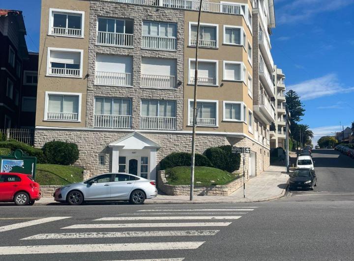 Departamento · 80m² · 3 Ambientes · 1 Cochera