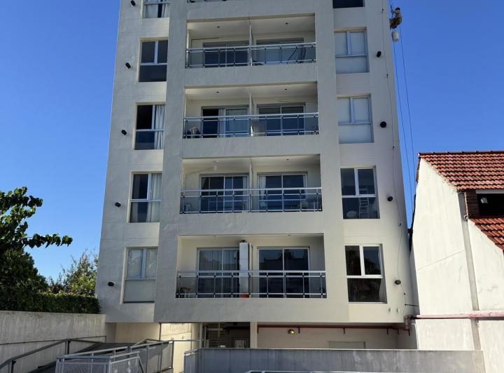 Departamento · 43m² · 2 Ambientes · 1 Cochera