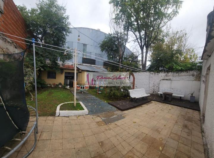 Casa · 137m² · 6 Ambientes · 1 Cochera